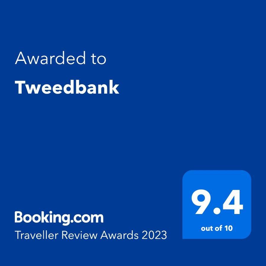 ガラシールズ Tweedbank Bed & Breakfast エクステリア 写真